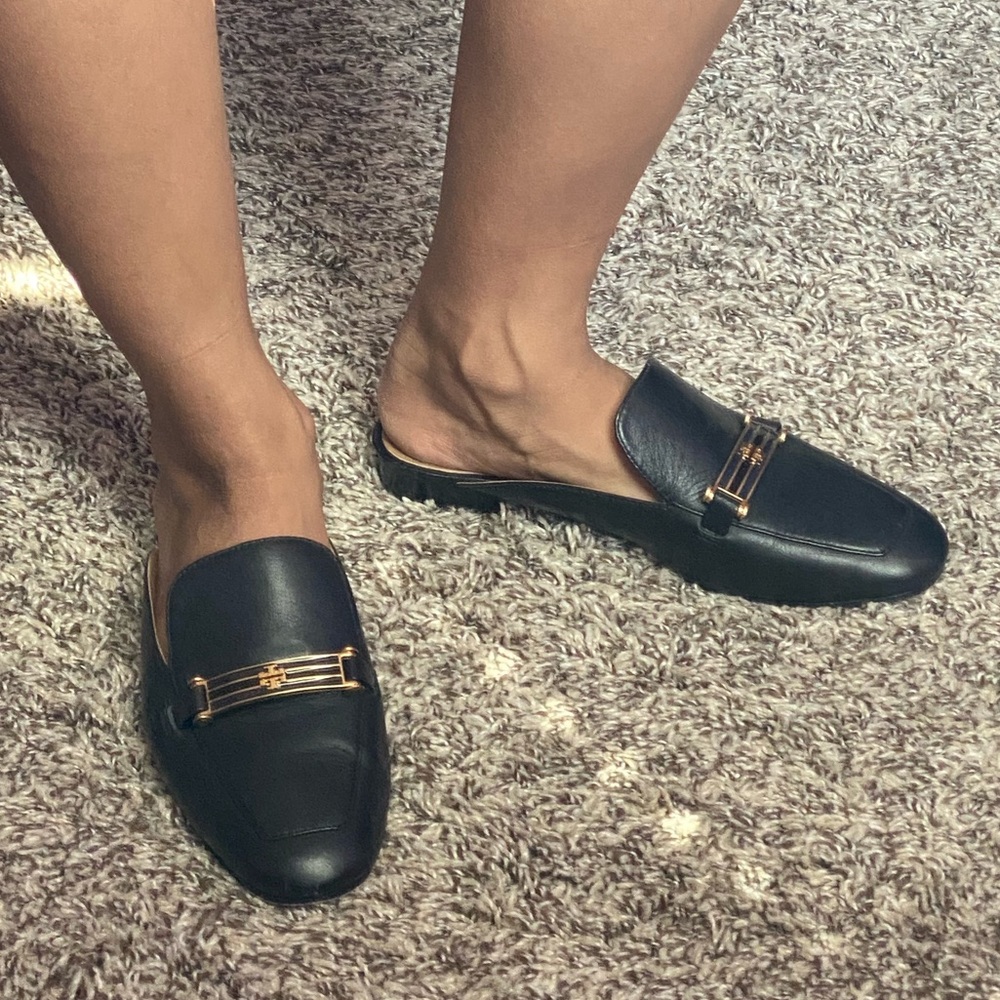 Tory Burch Black Loafers SIZE 6